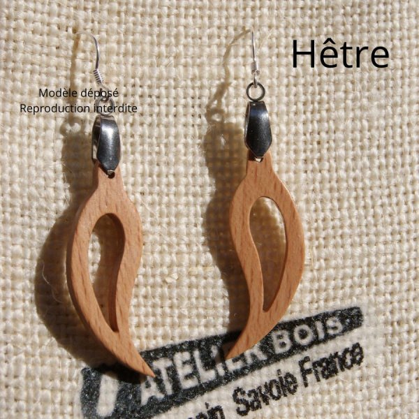 leaf earring made of beech wood ethical jewelry, nature jewelry waxed, handmade