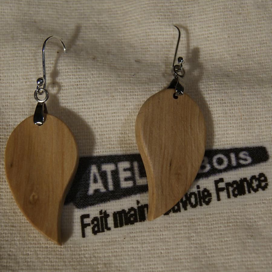 round leaf earrings charm ethical wood jewelry, nature jewelry waxed, handmade