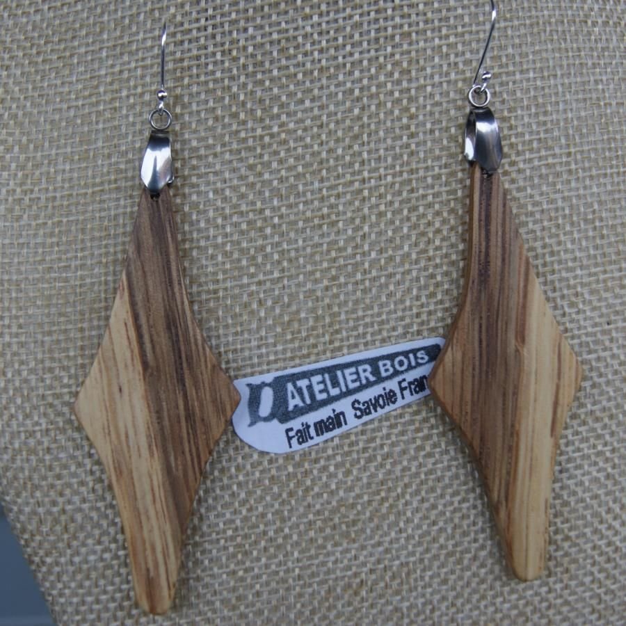 boucle d'oreille grand losange en bois de chêne bijoux éthique en bois, bijou nature ciré, fait main