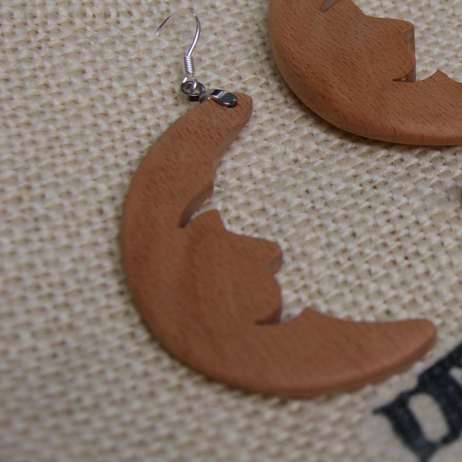 moon earring made of beech wood ethical jewel made of wood, nature, handmade