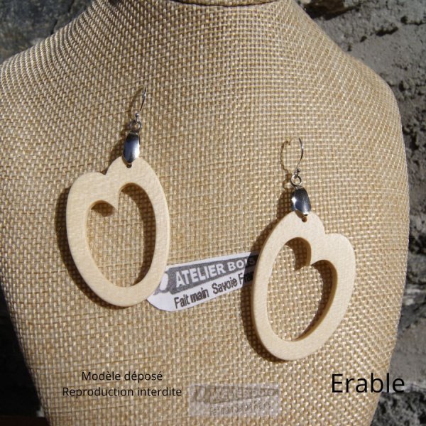 oval beech wood earring handmade wooden jewel, geometric shape