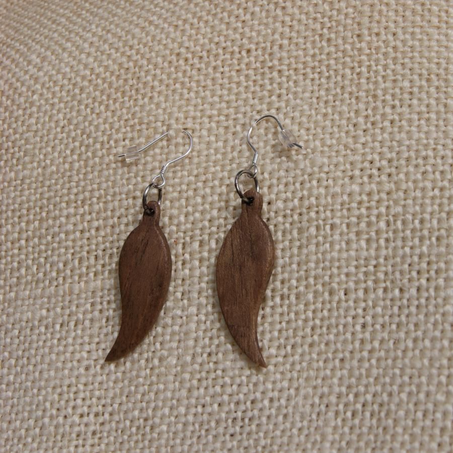 feather earring, ethical jewelry made of walnut wood, handmade nature jewelry