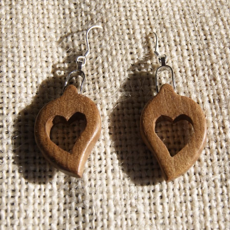 earrings heart wood walnut waxed, wedding wood, valentine's day, handmade