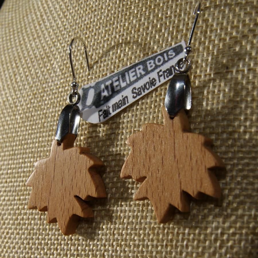 maple leaf earrings beech wood ethical jewelry, nature jewelry waxed, handmade