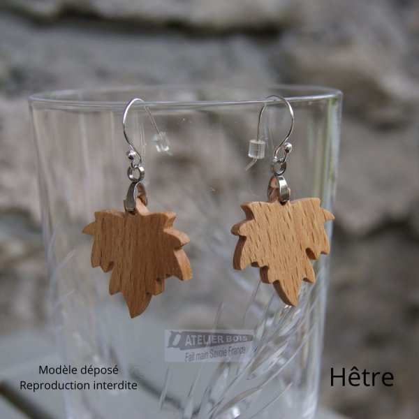 maple leaf earrings beech wood ethical jewelry, nature jewelry waxed, handmade