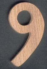 Number 9 ht 8cm in wood to paint to stick