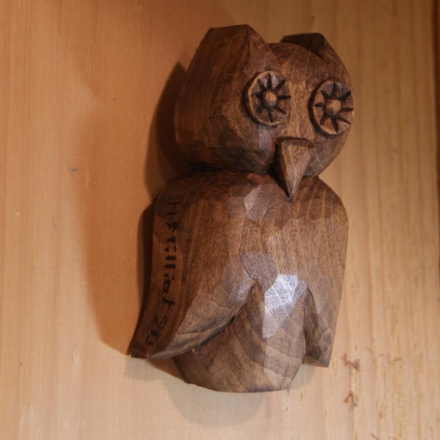 Hand carved owl waxed walnut interior decoration solid lime wood