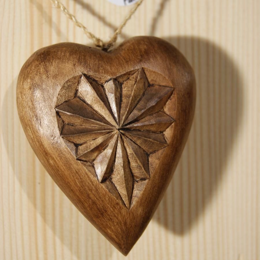 heart carved in lime wood, valentine's day gift, wood wedding, hand carved