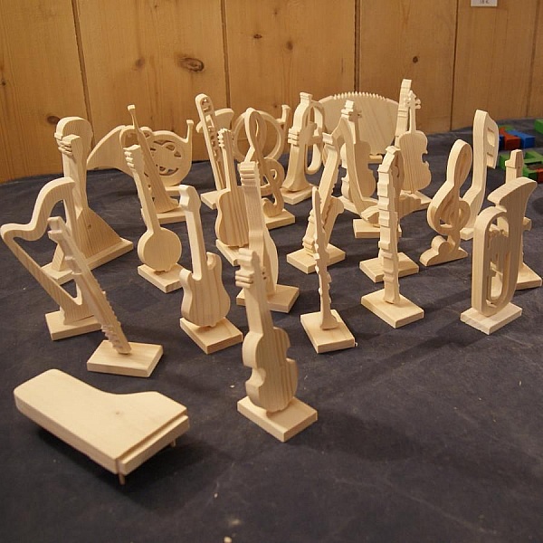 Cor d'harmonie en bois ht 20cm d&eacute;coration musicale en bois, cadeau corniste, fait main