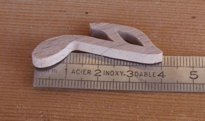 Figurine double hook long 4cm ep3mm solid wood embellishment scrap music handmade