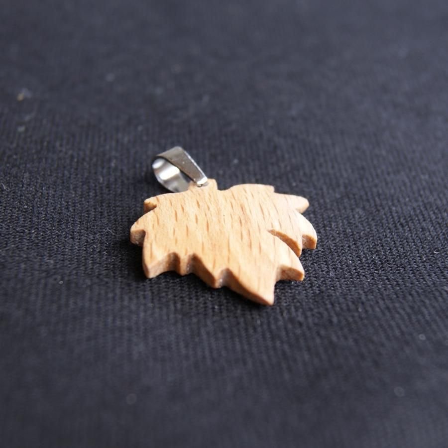 Maple leaf ornament made of Beech wood, handmade earrings and pendant