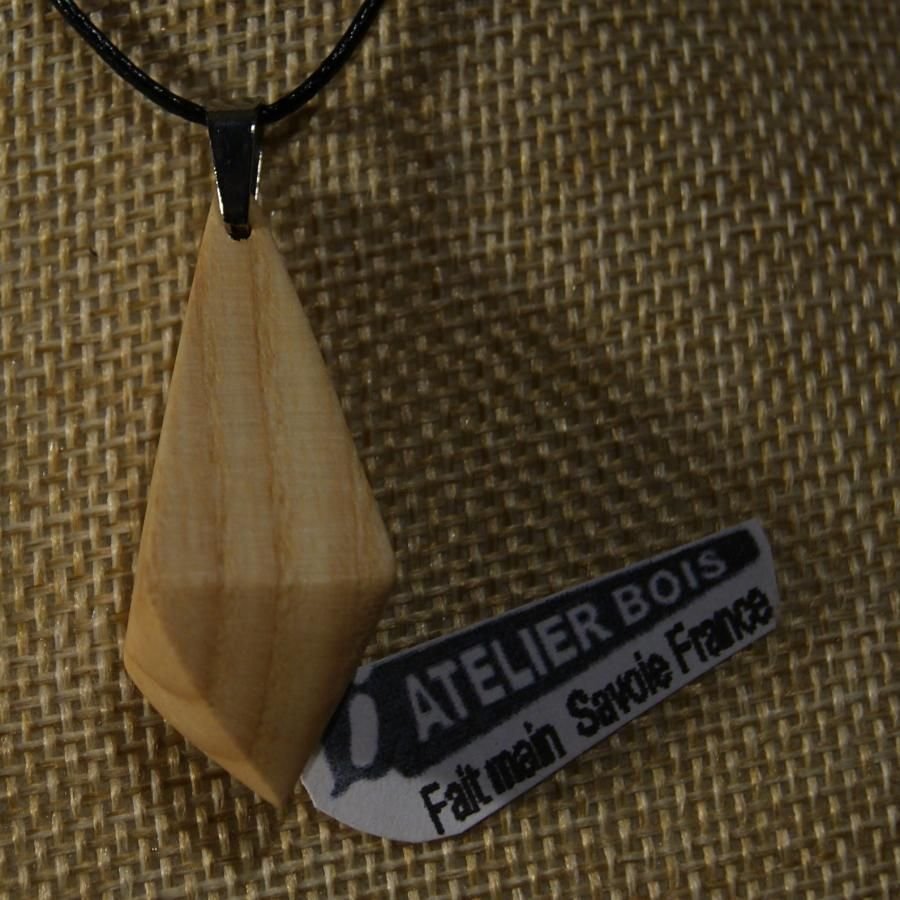 pendant made of waxed ash wood, ethical jewel, handmade, pyramid shape