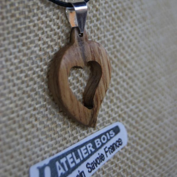 oak wood heart pendant, wood wedding, valentine's day, wood and nature jewels handcrafted