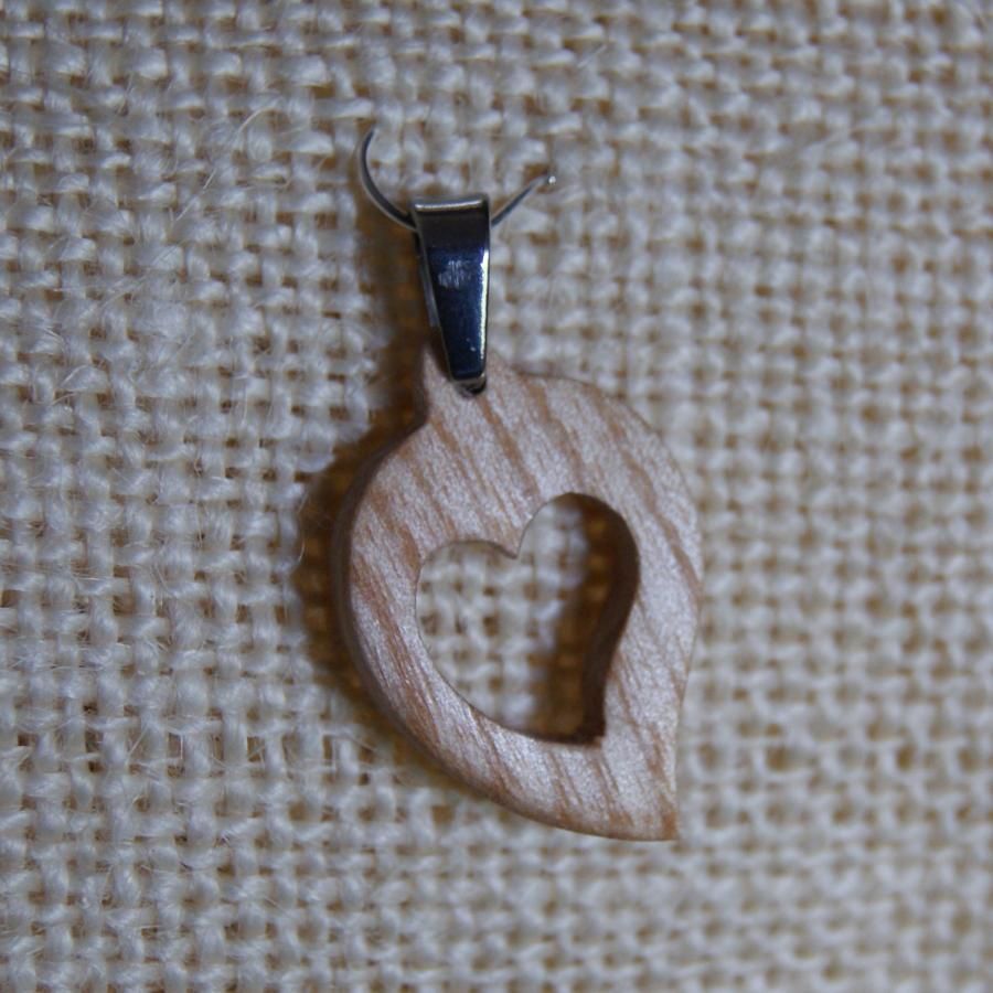 ash wood heart pendant, wood wedding, valentine's day, wood and nature jewels handcrafted