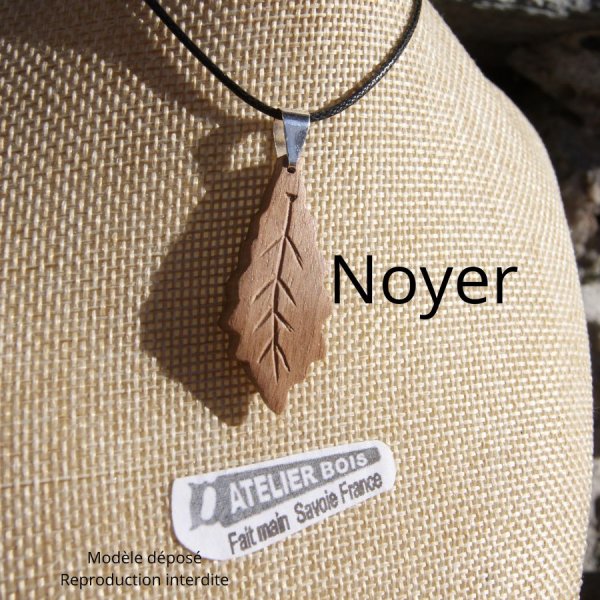 oak leaf pendant made of waxed Beech wood ethical jewel, handmade
