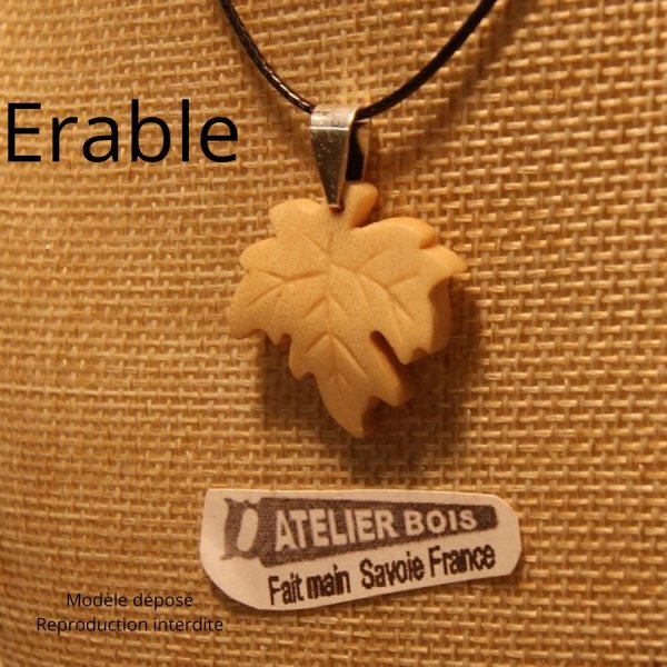 pendant maple leaf made of beech wood waxed ethical jewel, handmade