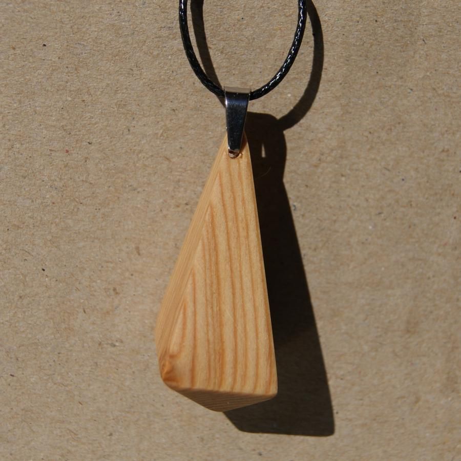 wooden pendant of meleze, pyramidal form, waxed ethical jewel, handmade