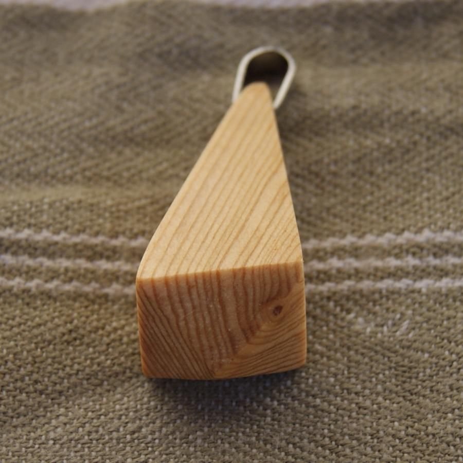 wooden pendant of meleze, pyramidal form, waxed ethical jewel, handmade