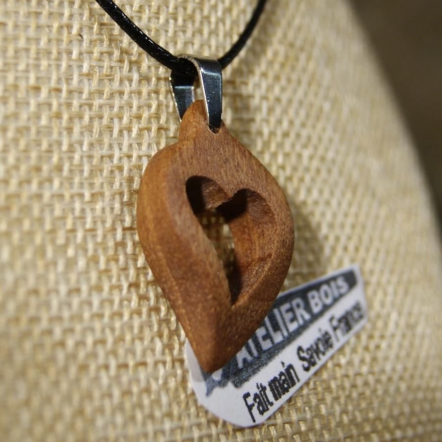 pendant wedding wood heart Valentine's Day walnut wood nature