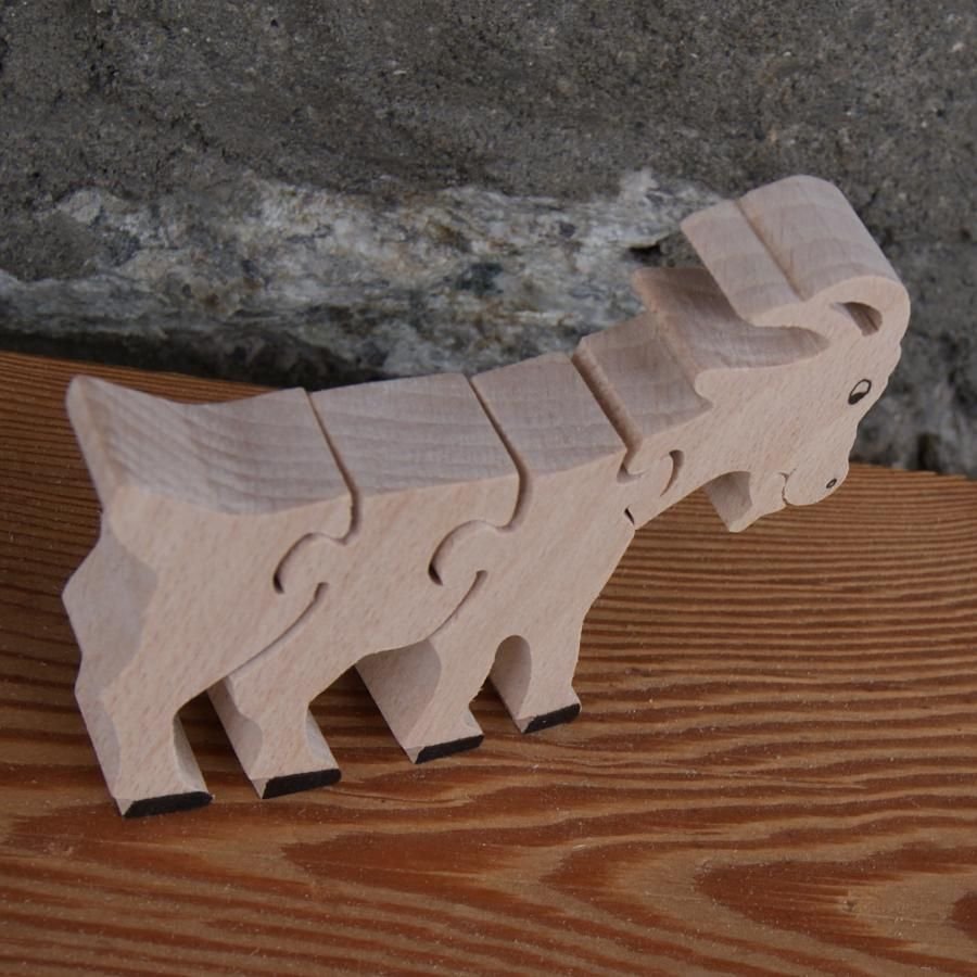 Wooden jigsaw puzzle 4 pieces goat Hetre handmade, farm animals