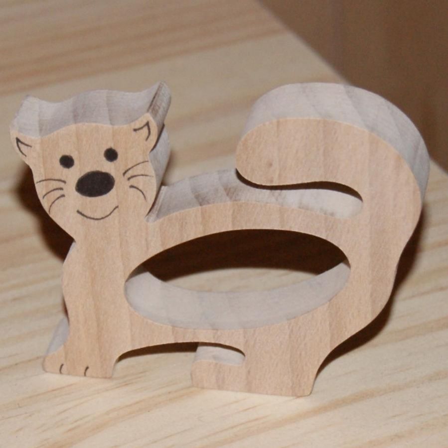 Napkin ring cat, handcrafted in solid wood