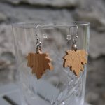 maple leaf earrings beech wood ethical jewelry, nature jewelry waxed, handmade