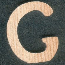 Letter G in ash wood height 5 cm thickness 5 mm