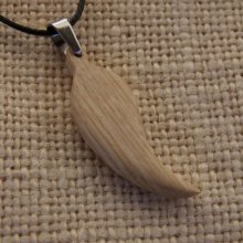 wooden pendant feather or leaf made of waxed ash wood, handmade ethical jewel