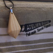 pendant made of waxed ash wood, ethical jewel, handmade, pyramid shape