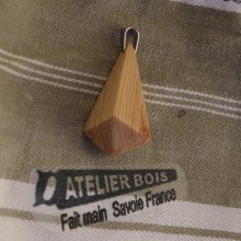 wooden pendant of meleze, pyramidal form, waxed ethical jewel, handmade